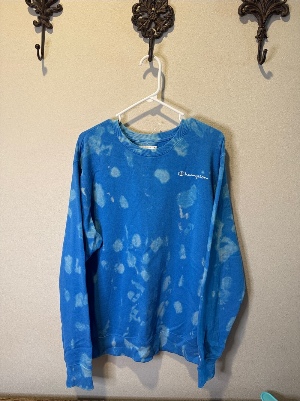 Champion Blue Tie-Dye Crewneck Sweatshirt